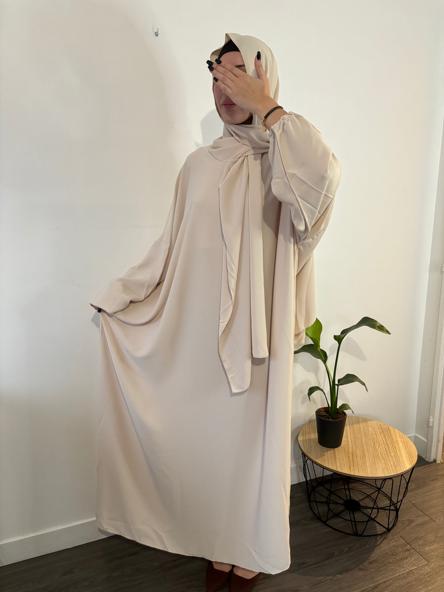 Abaya voile intégré beige
